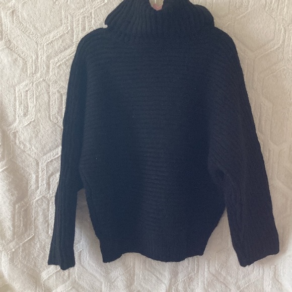 NWT Nordstrom Cropped Turtleneck Sweater - Picture 6 of 10
